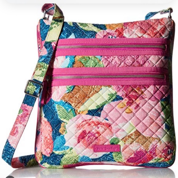 Vera Bradley Handbags - 💥Vera Bradley Triple Zip Hipster in Superbloom💥